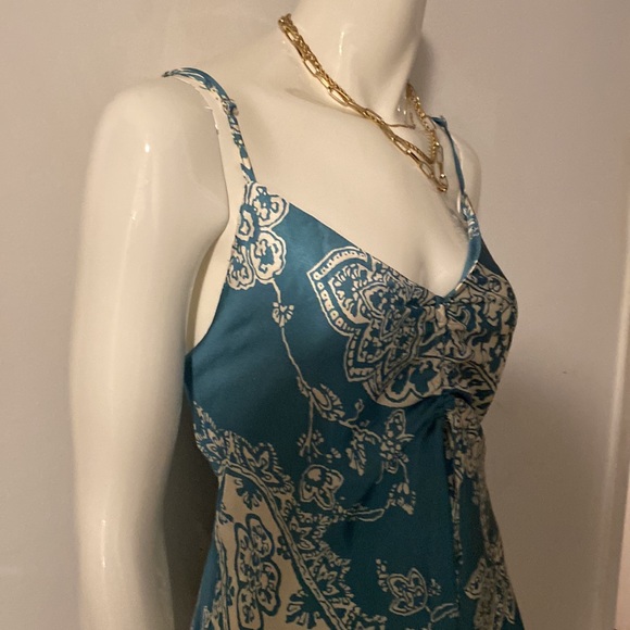 Beautiful Turquaze paisley flower satin print dress - Picture 3 of 6